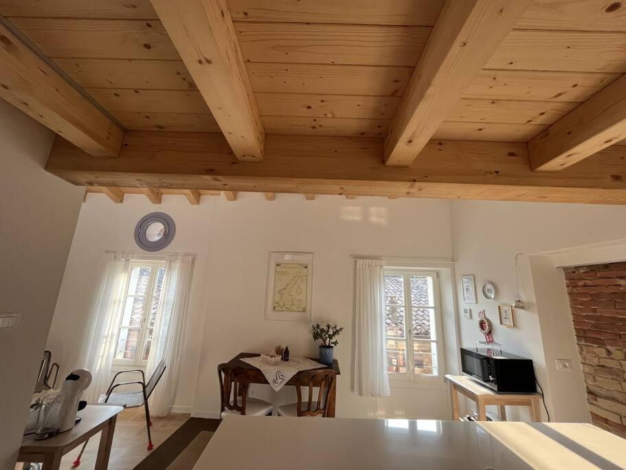 La Piccola Casa Al Lago - Intera Casa Con 3 Camere E 2 Box Salo Exterior photo